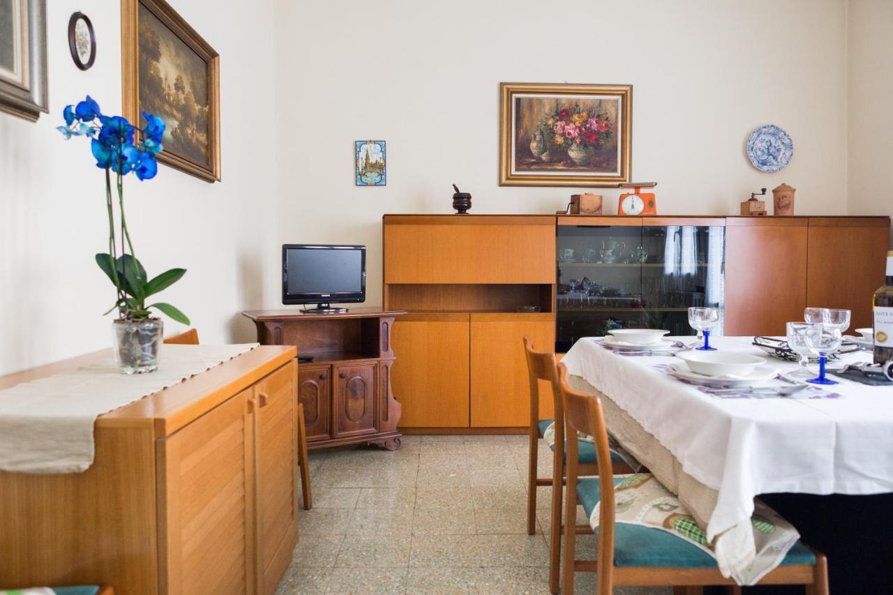 A Pochi Passi Dal Centro E Dall'Ospedale Di Parma Exterior photo